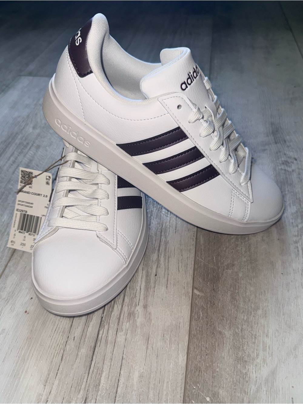 Adidas Grand Court 2.0 Women’s 6.5 White Aurora Metallic Sneakers NWT